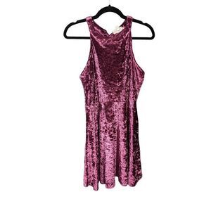 Listicle Burgundy Sleeveless Velvet Racerback